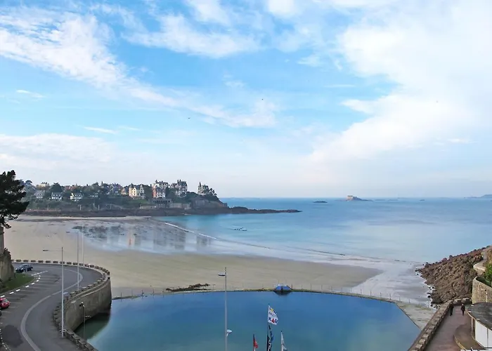 Apartment Chateau Des Deux Rives By Interhome