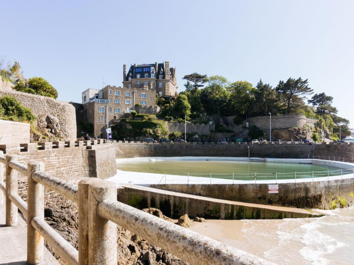 Apartment Chateau Des Deux Rives By Interhome Dinard